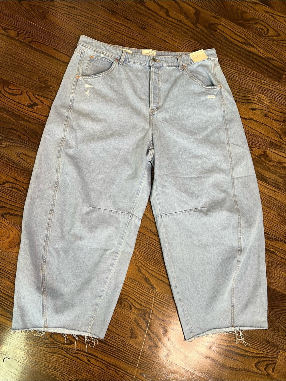 Universal Thread Light Blue Barrel Leg Boyfriend  Crop Jeans